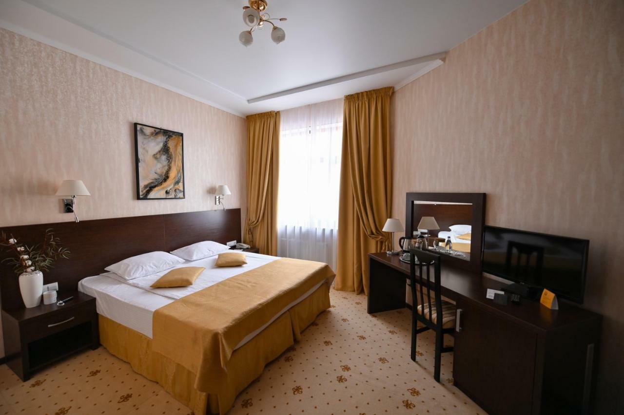 Ural Tau Hotel Ufa Eksteriør billede